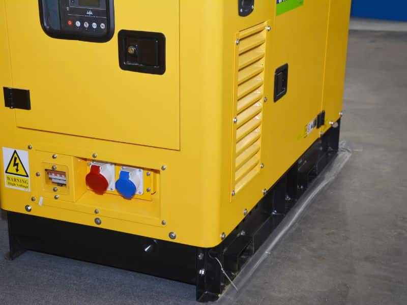 גנרטור מושתק למכירה 